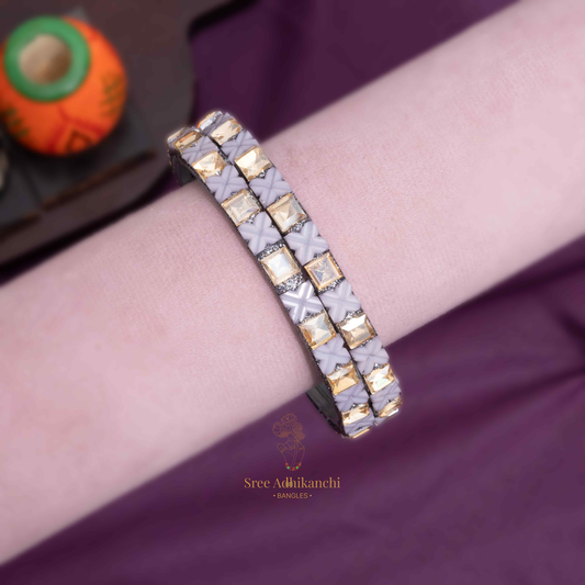 Border Glass Bangles - X Design - 2pc