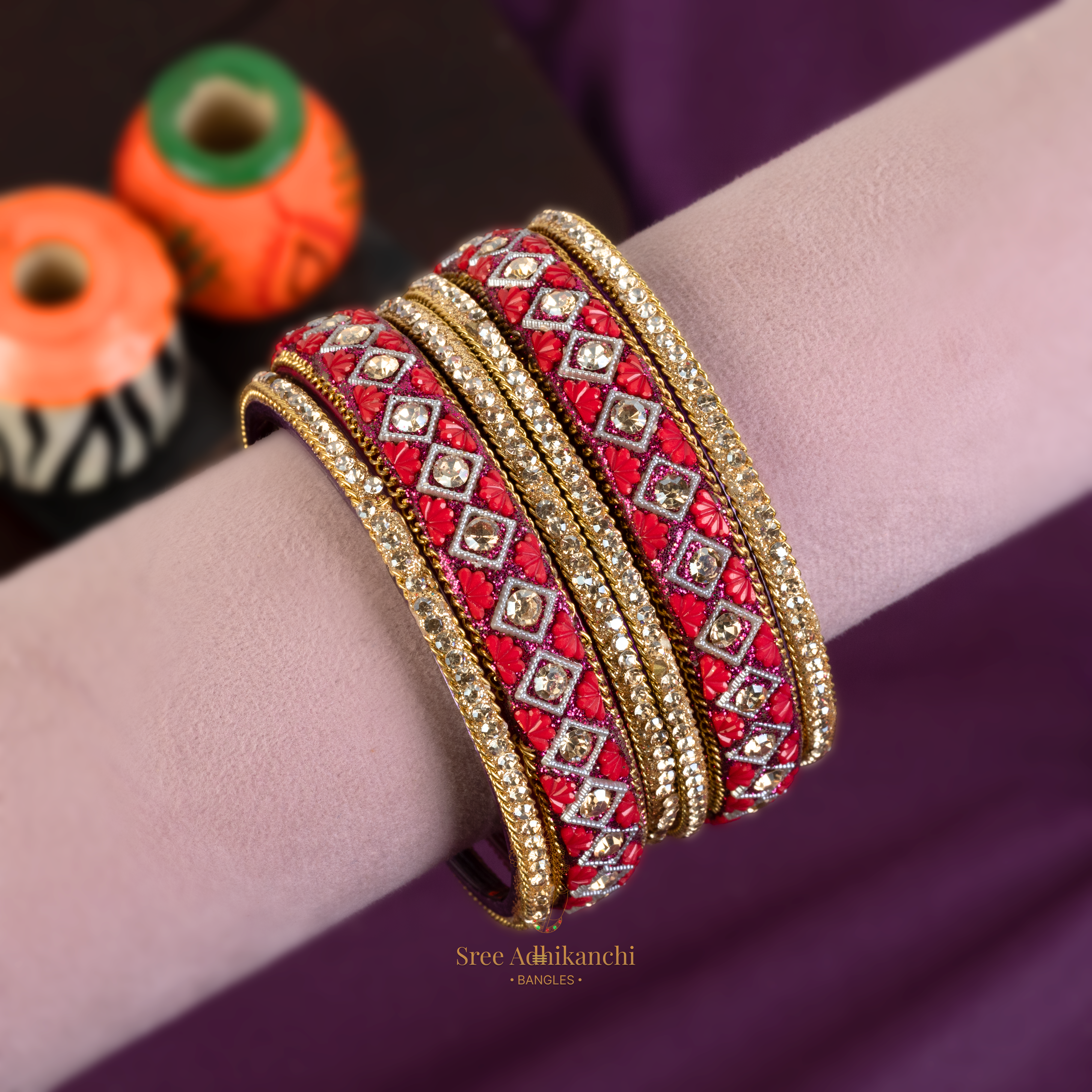 Diamond shaped Kundan Bangles - 6pc set