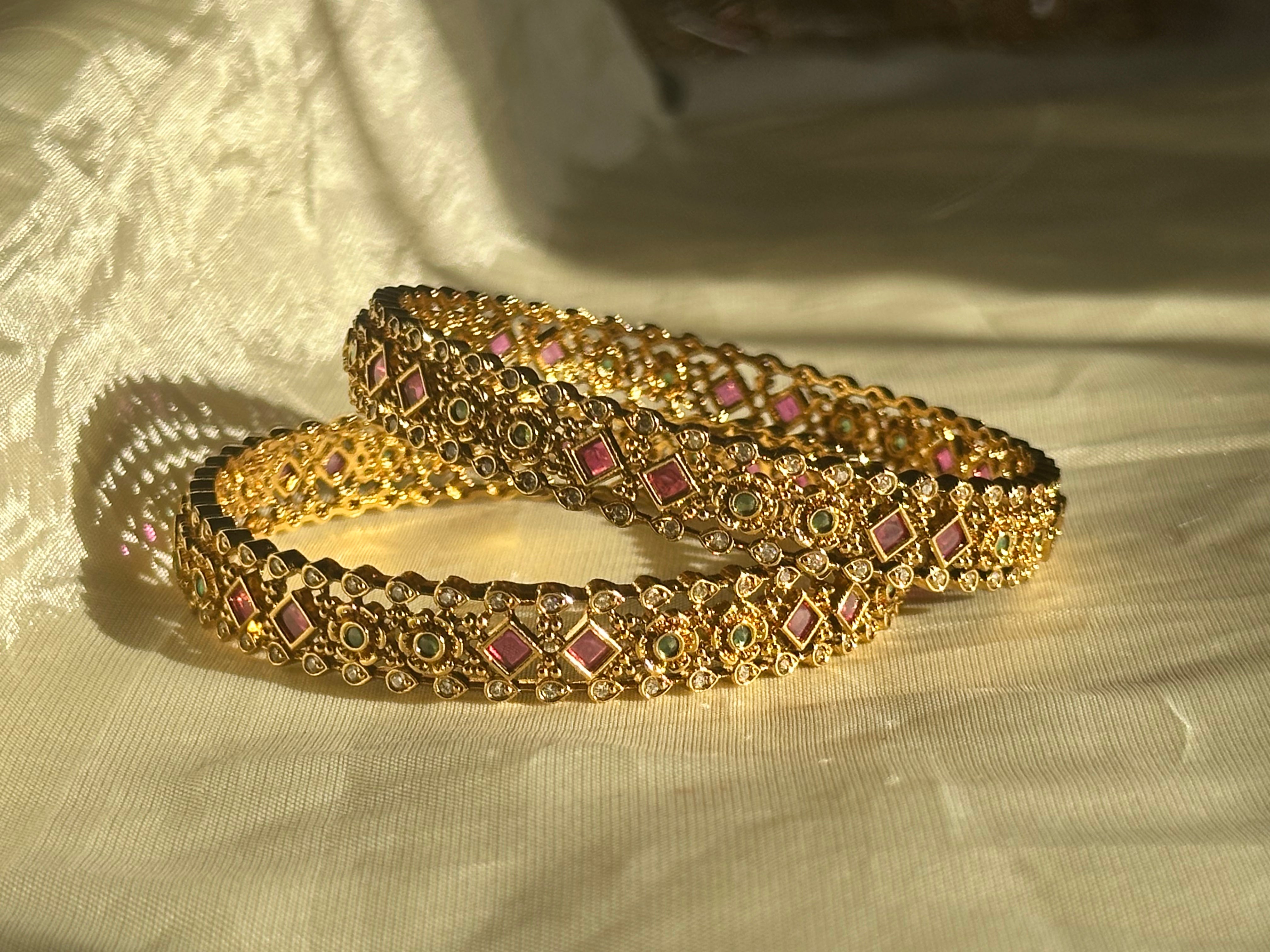 Diamond Replica - Diamond design (2pc) - Antique