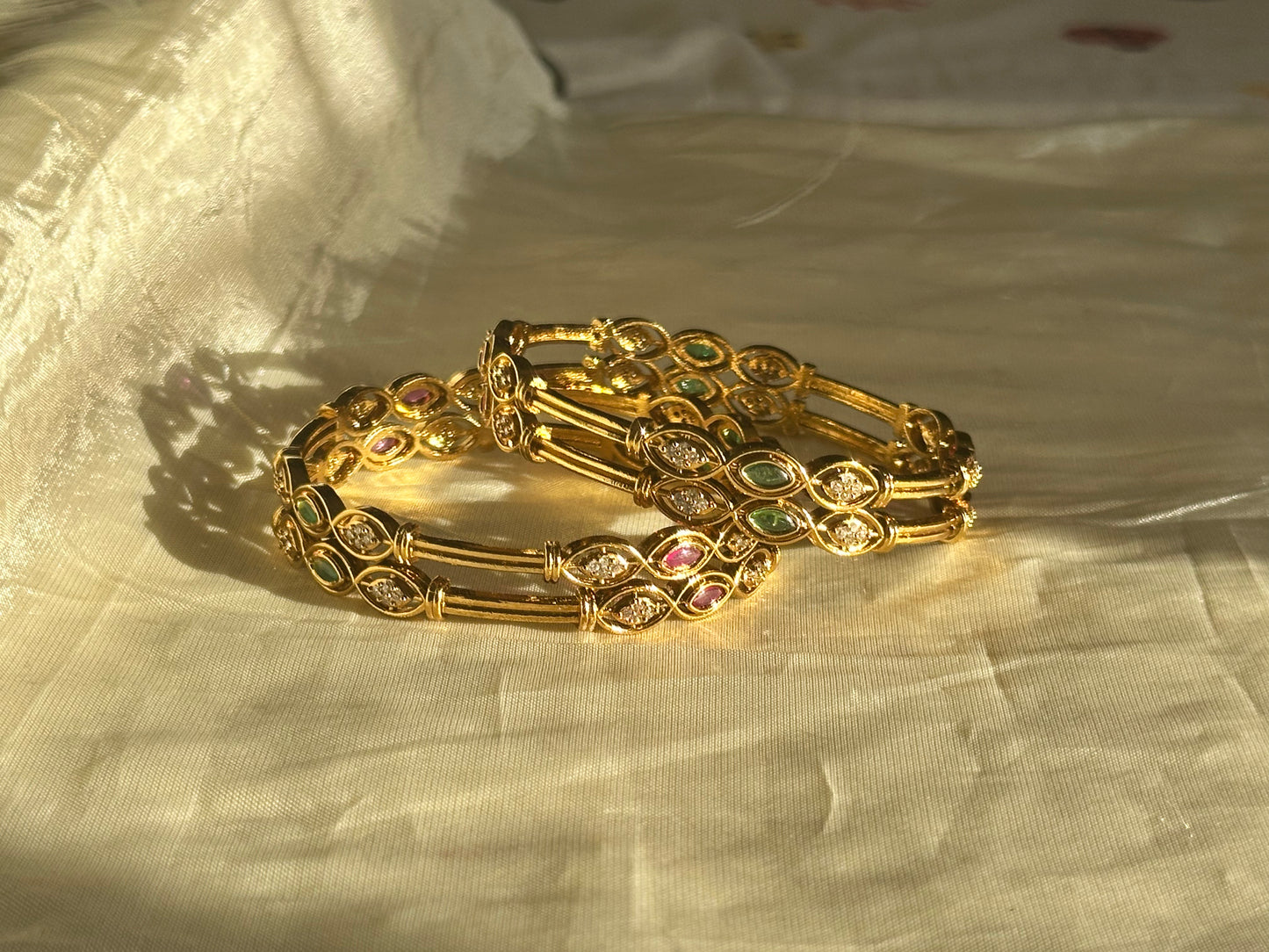 Diamond Replica - Oval design- Antique