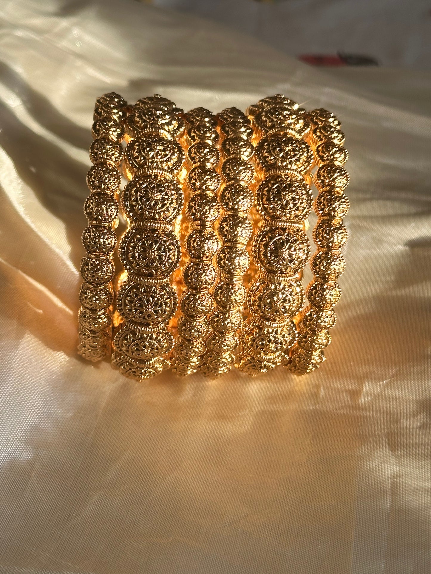Gold replica - Rashmika 6pcs - Antique