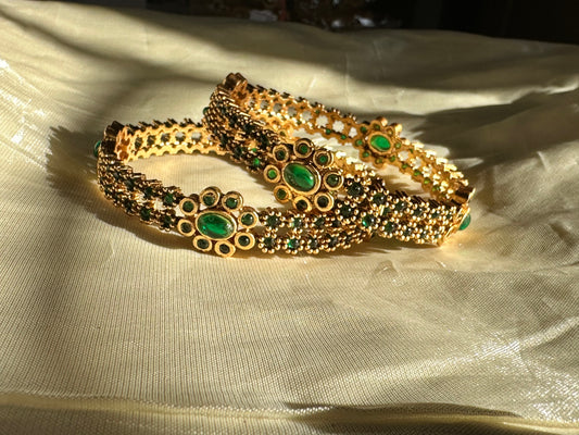 Emerald - Antique