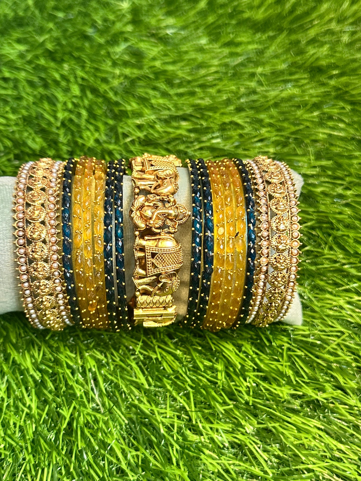Bangles Stacking - Customisation 17 - Raindrop with Antique