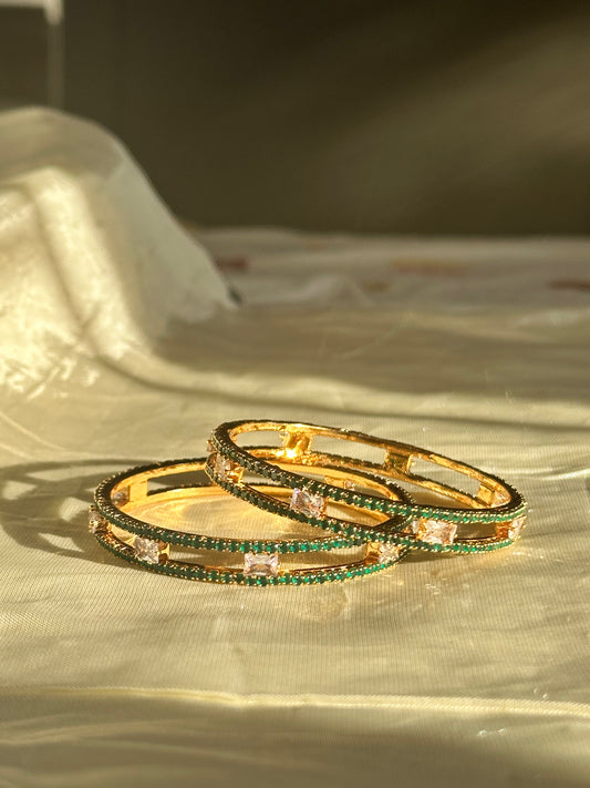 Malar - Antique
